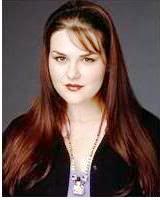 Sara Rue 1