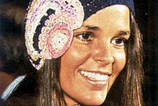 Ali MacGraw 3