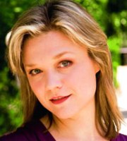 Ariana Richards 4