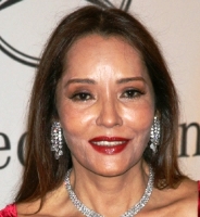 Barbara Carrera 3
