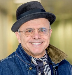 Joe Pantoliano 4