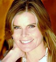 Mariel Hemingway 3