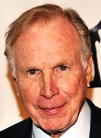 Wayne Rogers 3